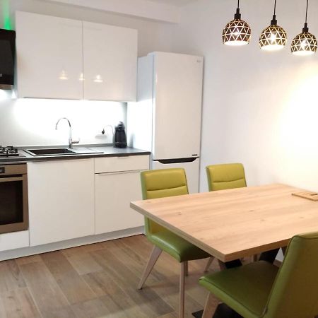 Apartment Vida - Amazing Place With Garden And Terrace Rijeka Ngoại thất bức ảnh