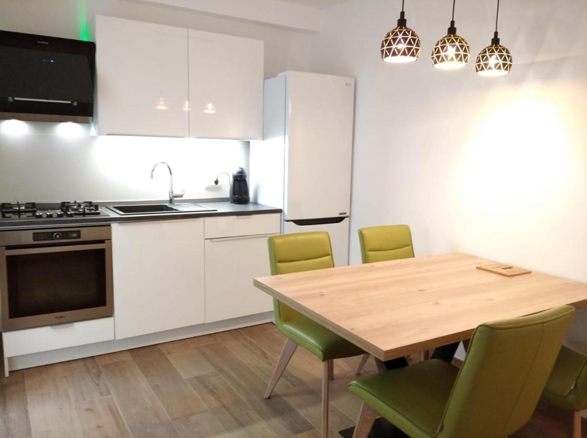 Apartment Vida - Amazing Place With Garden And Terrace Rijeka Ngoại thất bức ảnh
